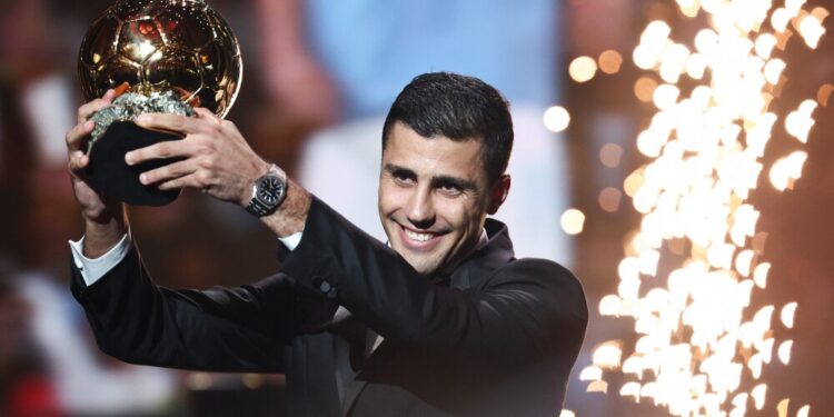 Vinícius Jr acredita que ativismo contra o racismo influenciou derrota na Bola de Ouro