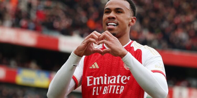 Arteta espera contar com Gabriel Magalhães contra o Newcastle