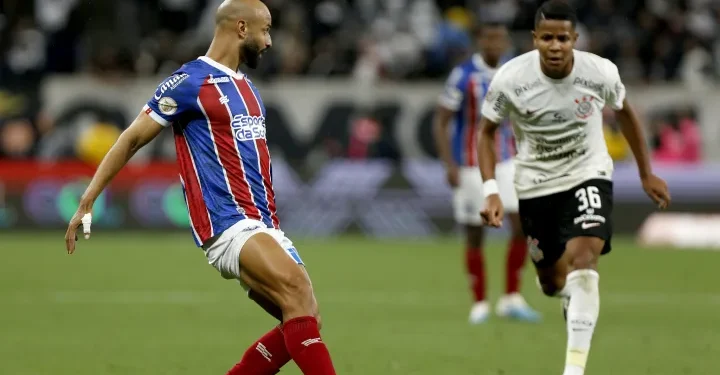 Corinthians e Bahia se enfrentam por vaga na Libertadores em duelo decisivo