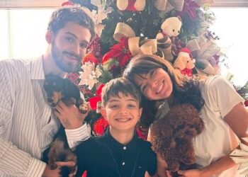 Natal nos Estados Unidos: Bruna Marquezine e João Guilherme celebram ao lado da família do ator em Orlando
