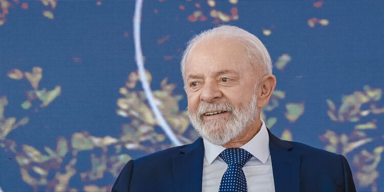 Presidente Lula apresenta recuperação estável e deve receber alta na próxima semana