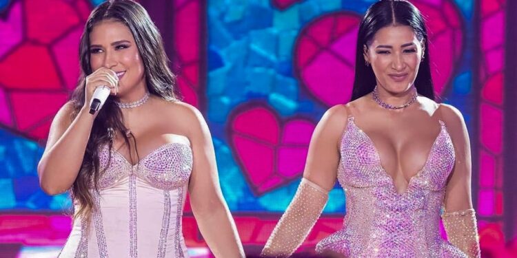 Reencontro das Coleguinhas: Simone e Simaria cantam juntas e animam os fãs