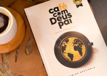 “Café com Deus Pai” lidera vendas na Amazon Brasil em 2024; confira o ranking completo