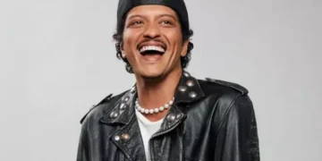Bruno Mars cobra R$ 30 milhões para apresentações em casamentos