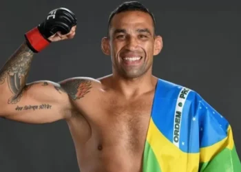 Fabrício Werdum anuncia retorno ao MMA em 2025 e descarta aposentadoria
