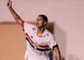 São Paulo Vence Criciúma e Garante Vaga na Final da Copinha Ryan Francisco Brilha com Dois Gols de Pênalti na Virada Tricolor