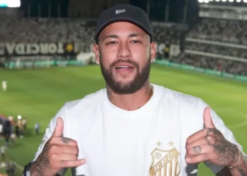 Neymar: Em busca da forma física e da felicidade no futebol, com retorno ao Santos cada vez mais próximo