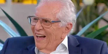 Carlos Alberto de Nóbrega é Internado para Tratar Virose em São Paulo