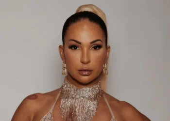 Valesca Popozuda Causa com “Poesia Cústica”, o Hit Apimentado do Carnaval