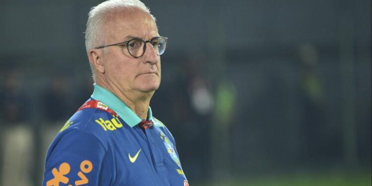 Dorival Júnior ainda tem dúvidas na Seleção: “Contávamos com Neymar”