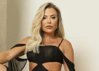 Poliana Rocha Exibe Boa Forma aos 48 Anos e Impressiona Seguidores