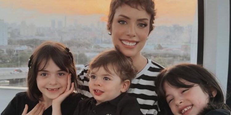 Fabiana Justus celebra momento especial com a família após remissão da leucemia