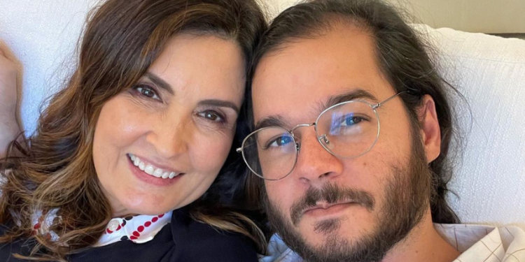 Fátima Bernardes relembra descoberta do câncer: “Foi um choque”