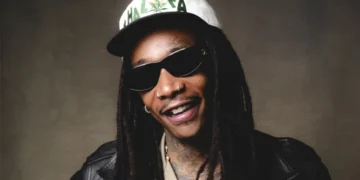 Wiz Khalifa defende teoria da Terra plana, mas usa imagem do planeta esférico em capa de álbum