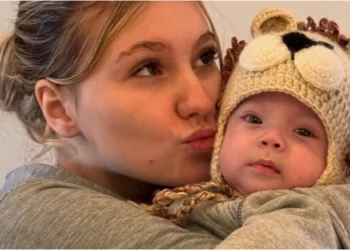 Isabel Veloso fala sobre a maternidade em meio ao tratamento contra câncer: “Prefiro viver o agora”