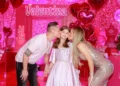 Festa luxuosa com tema rosa marca os 9 anos de Valentina, filha de Deolane Bezerra