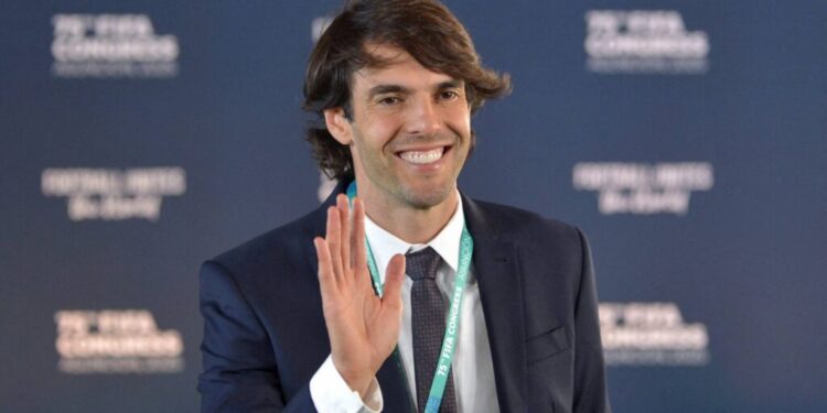 Kaká comenta possível retorno à Seleção como auxiliar de Ancelotti
