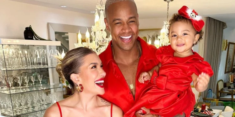 Lore Improta se emociona com declaração da filha de 3 anos em homenagem do Dia das Mães