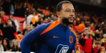 Memphis Depay é convocado pela Holanda para início das Eliminatórias da Copa de 2026