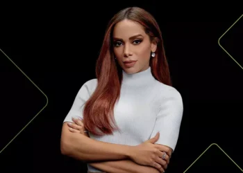 Com infecção bacteriana severa, Anitta cancela show em Campina Grande: “Tem sido um ano desafiador”