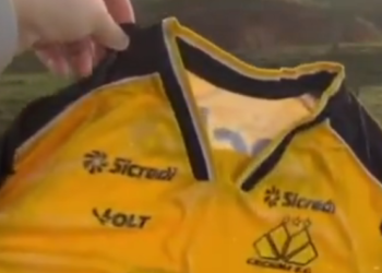 Torcedor do Criciúma congela camisa em meio a frio extremo em SC; temperatura chegou a -1°C