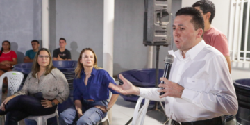 Agricultores de Cocal recebem kits de irrigação em parceria com a Deputada Ana Paula