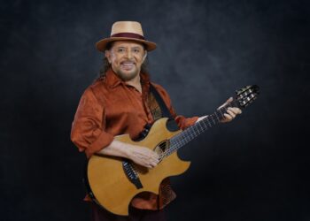 Geraldo Azevedo leva energia nordestina ao The Town e exalta o frevo como “o maior rock do Brasil”