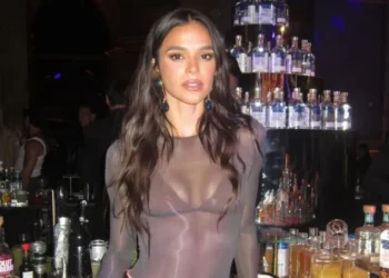 Bruna Marquezine celebra 30 anos com festa luxuosa e registros inéditos
