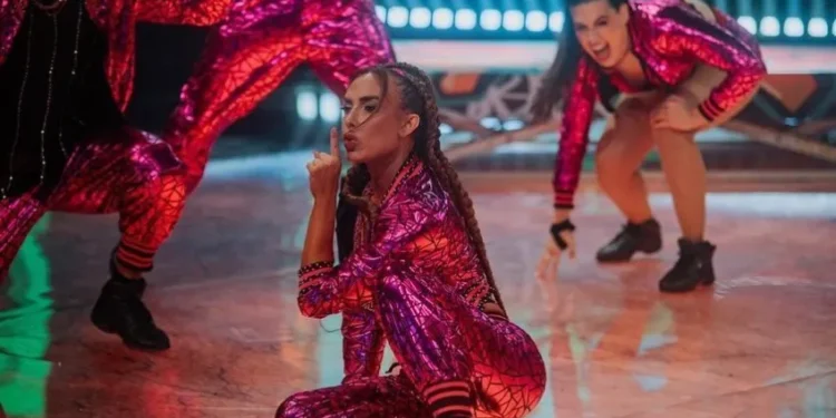 Nicole Bahls fala sobre desafios e fé em sua participação na “Dança dos Famosos”
