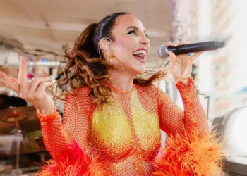 Ivete Sangalo canta no Maracanã antes de Brasil x Chile e aquece para estreia no The Town