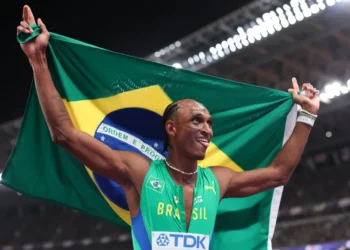 Alison dos Santos é prata nos 400m com barreiras no Mundial de Atletismo