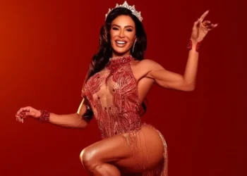 Gracyanne Barbosa se emociona no “Dança dos Famosos” e desabafa sobre críticas ao corpo