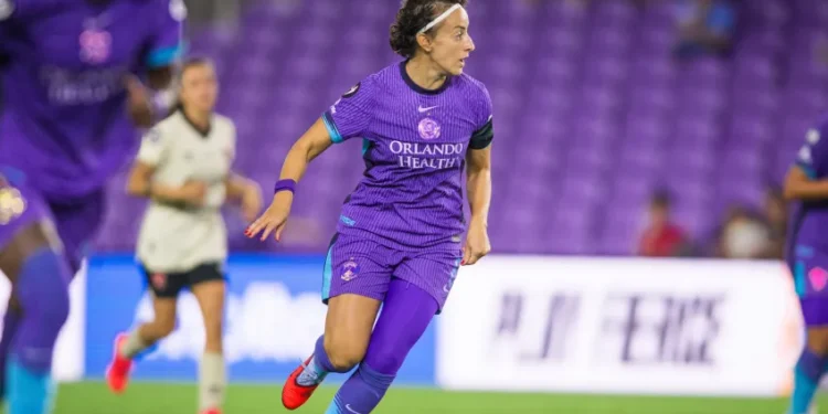 Após vencer câncer, Luana Bertolucci retorna aos gramados pelo Orlando Pride