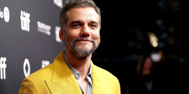 Wagner Moura critica estereótipos em Hollywood: “Quero ser visto como brasileiro”