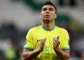 Casemiro lamenta derrota do Brasil e alerta: “45 minutos podem custar um sonho”