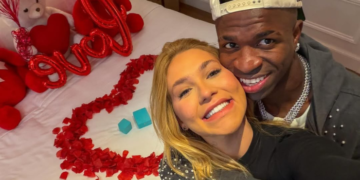 Virginia Fonseca ganha mais de 300 mil seguidores após assumir namoro com Vini Jr.