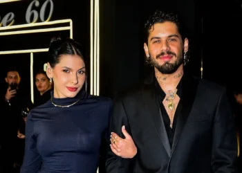 Zé Felipe faz piada sobre pés de Ana Castela e comenta sobre fetiche: “Só eu vou ver”