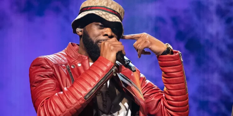 Rapper Pras Michel é condenado a 14 anos de prisão por esquema de influência política nos EUA