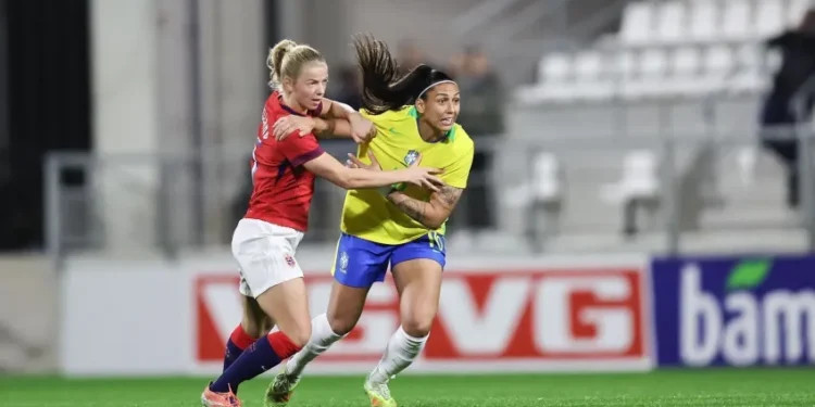 Brasil perde invencibilidade de oito jogos ao ser superado pela Noruega