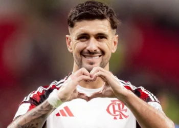 Entenda como o Pyramids poderia ter “impedido” a chegada de Arrascaeta ao Flamengo