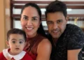Zezé Di Camargo e Graciele celebram 1 ano da filha Clara em almoço de Natal com a família