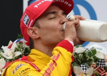 McLaren vence ação judicial e recebe indenização de R$ 63 milhões de Alex Palou