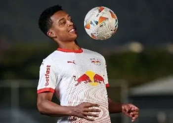 Ex-jogador do Palmeiras passa por cirurgia no cérebro