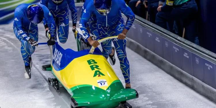 Brasil garante vaga na final do Four-Man no bobsled em Milão-Cortina