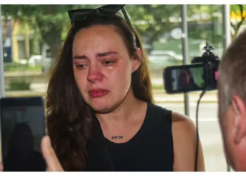 Grávida de 8 meses, filha de Gerson Brenner enfrenta longa viagem para se despedir do pai