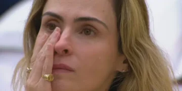 BBB 26: sem saber da internação do pai, Ana Paula Renault se emociona em desabafo