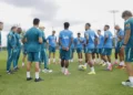 Brasil faz último ajuste antes de enfrentar o Japão; Neymar treina e Raphinha segue fora