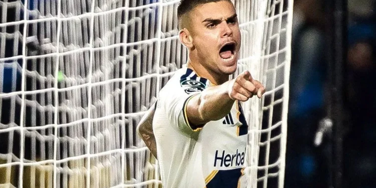 Cruzeiro monitora Gabriel Pec, mas esbarra em alta pedida do Los Angeles Galaxy