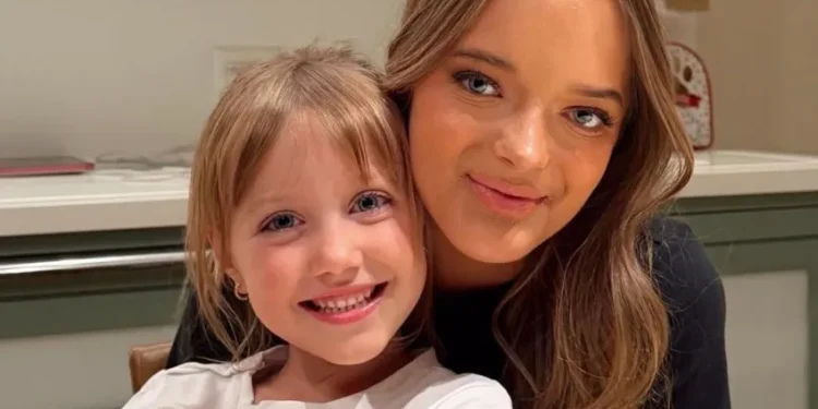 Rafa Justus diverte a família ao presentear irmã com boneca gigante: “Parece o Haaland”